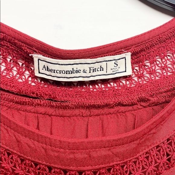 Abercrombie & Fitch‎ Maroon Top - Picture 8 of 8
